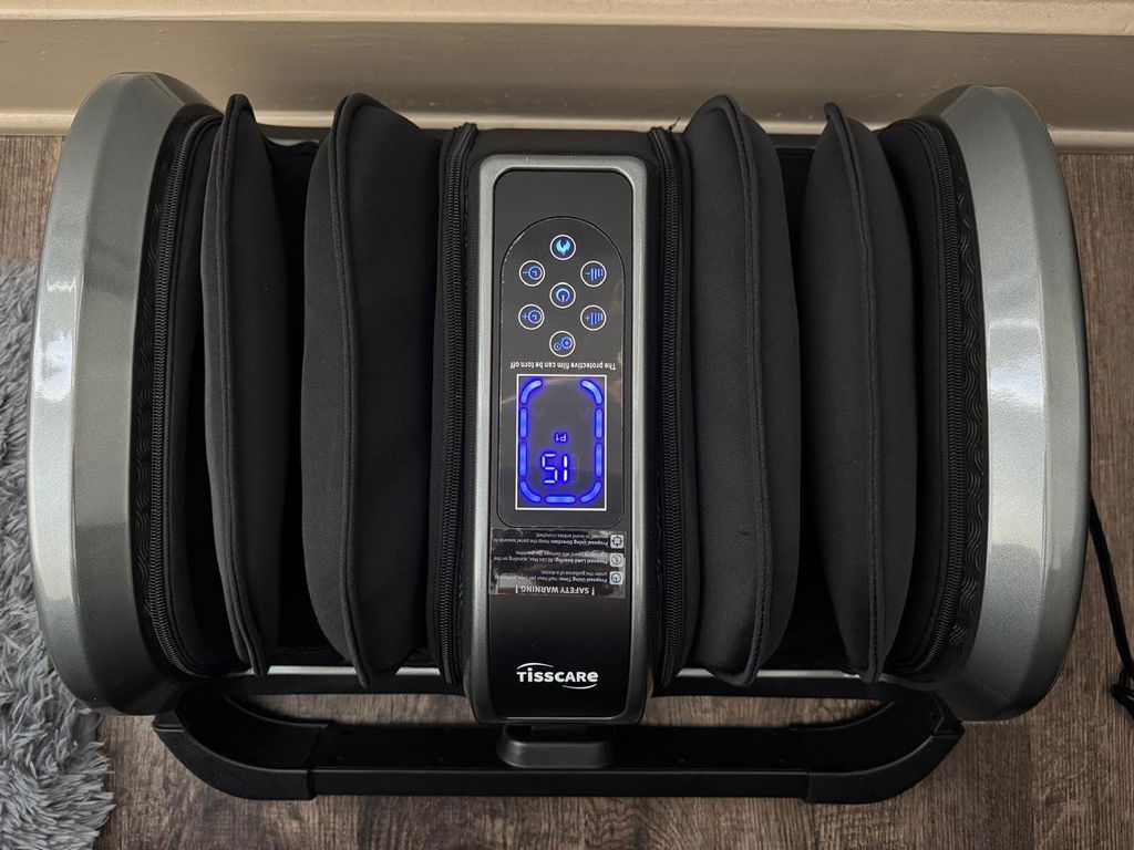 Tisscare 208 massaggiatore piedi shiatsu bianco con calore