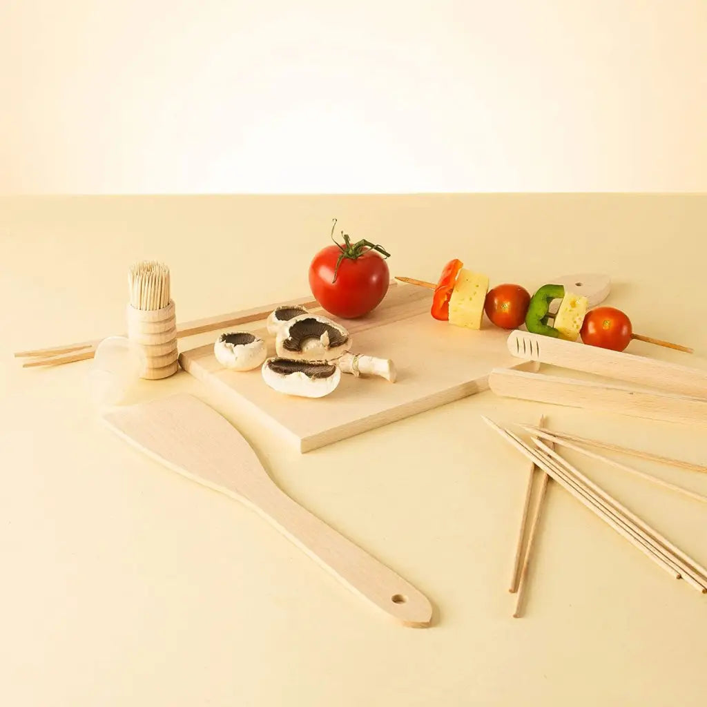 Tuuli Set Utensili Barbecue Faggio con Tagliere 5 Pezzi Griglia