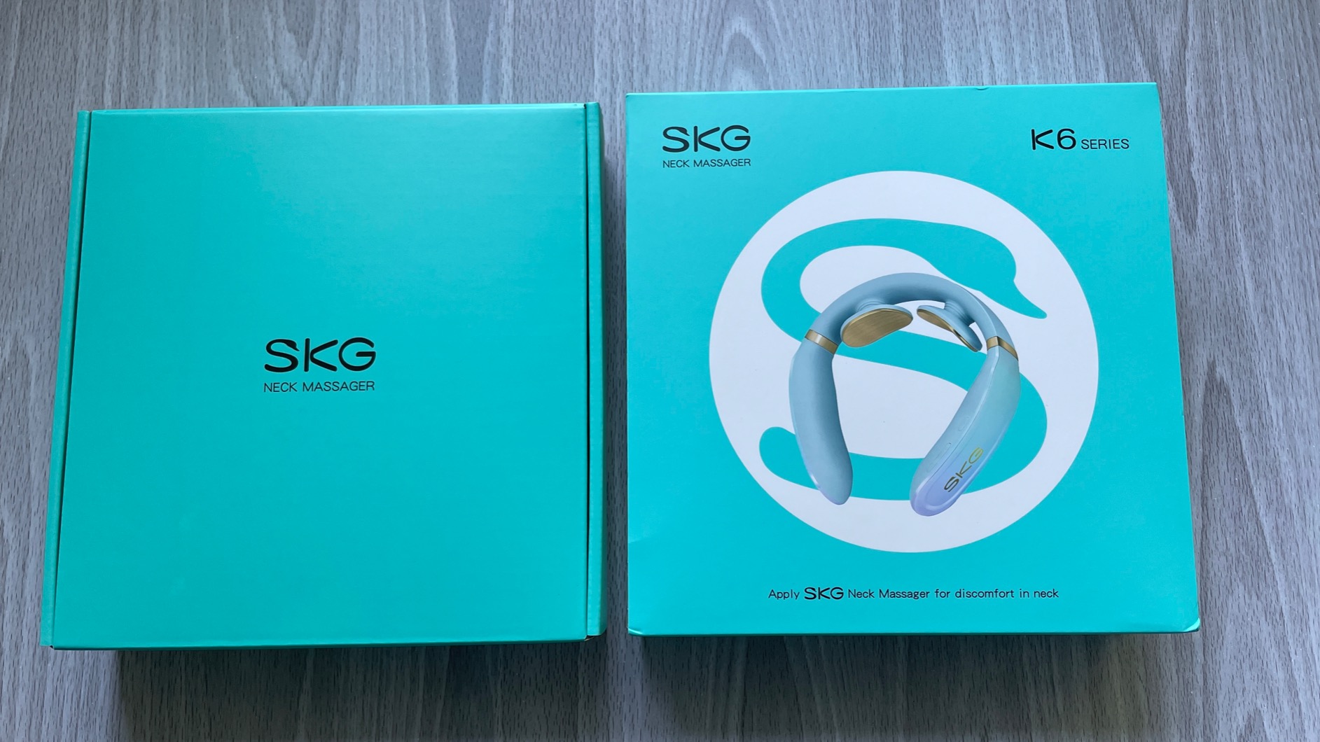 SKG K6E Massaggiatore collo impulsi con calore 43°C Blu