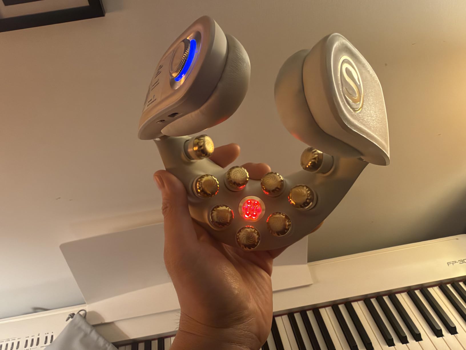 SKG Neck & Shoulder Massager G7 Pro Fold massaggiatore collo USB