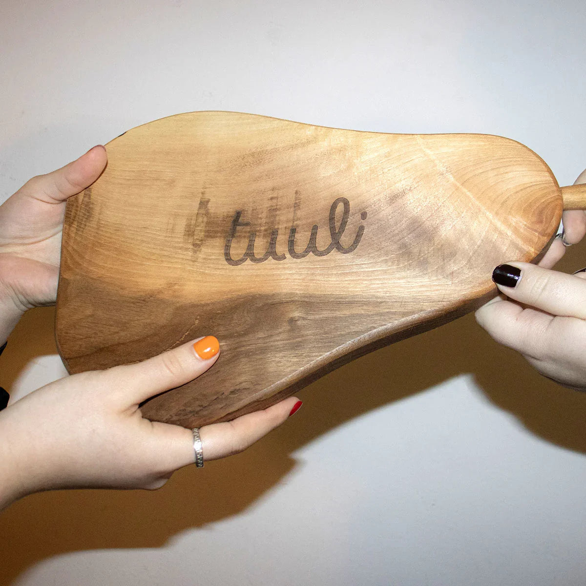 Tuuli Taglieri in legno Tagliere Pera Noce Inciso 43x22 cm